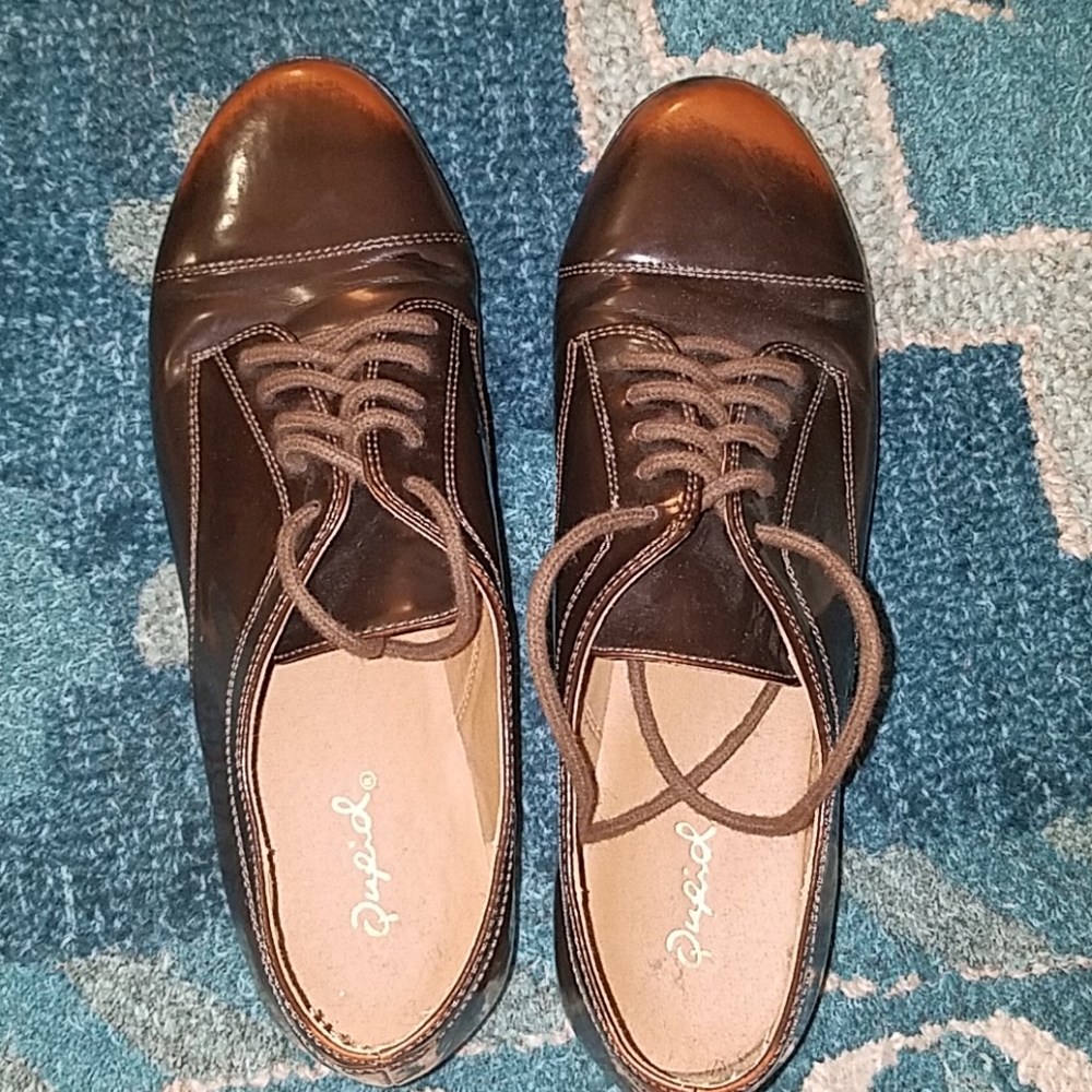 Brown flats